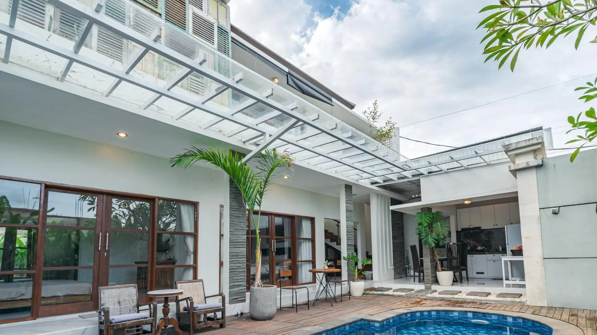Villa Putih Jimbaran 0*, Jimbaran (Bali) Indonesia