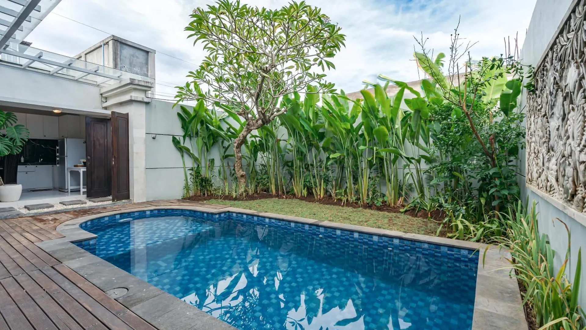 Villa Putih Jimbaran