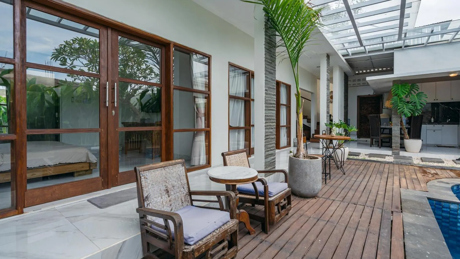 Villa Putih Jimbaran  Jimbaran (Bali)