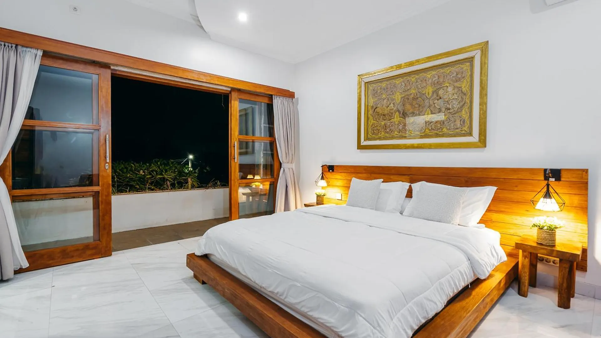 Villa Putih Jimbaran Indonesia